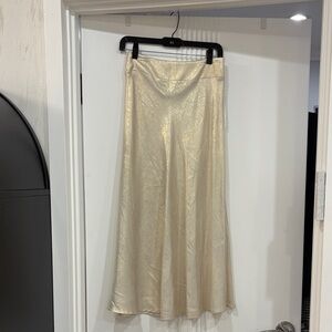 Elegant Gold Women's Skirt